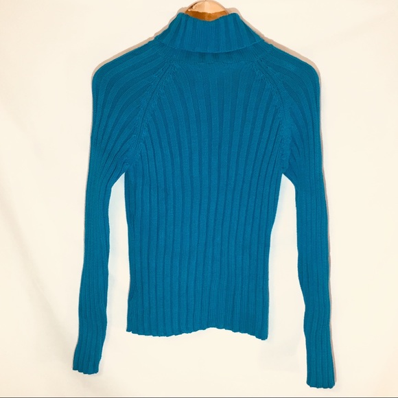 St. John’s bay sweater - Picture 2 of 4